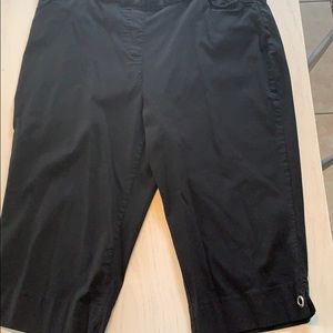 Plus 20 Black Stretch Straight Leg Capris